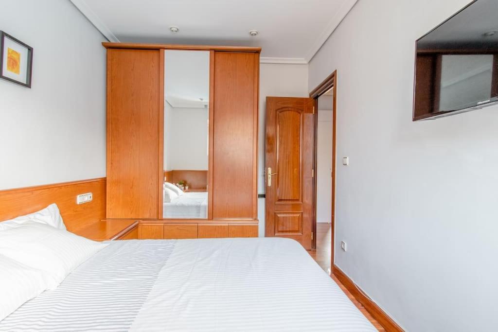 Bilbao-Barakaldo Cerca Del Bec 5'/ A 15' De Bilbao Apartment Luaran gambar