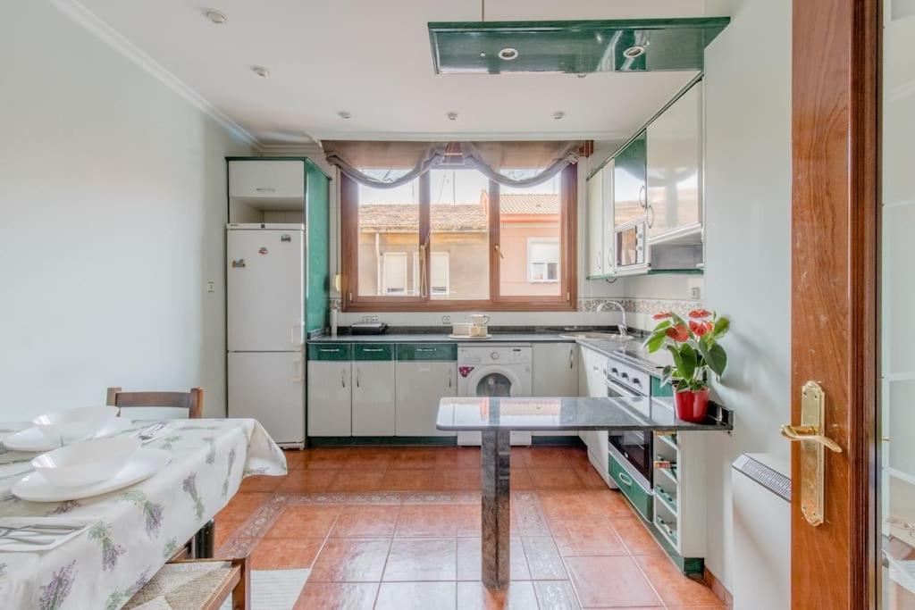 Bilbao-Barakaldo Cerca Del Bec 5'/ A 15' De Bilbao Apartment Luaran gambar